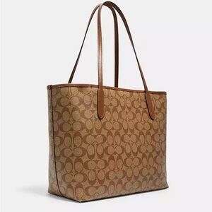 NWT Coach City Tote Bag Signature Canvas